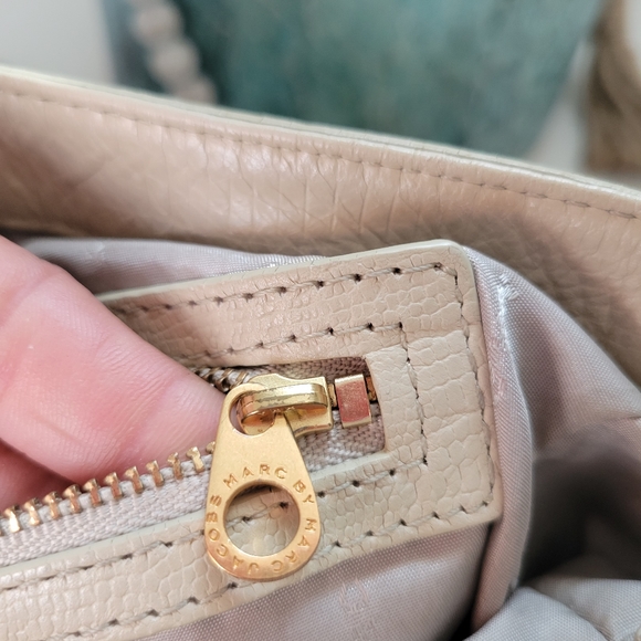 70.Marc Jacob Authentic Bag - Picture 6 of 12